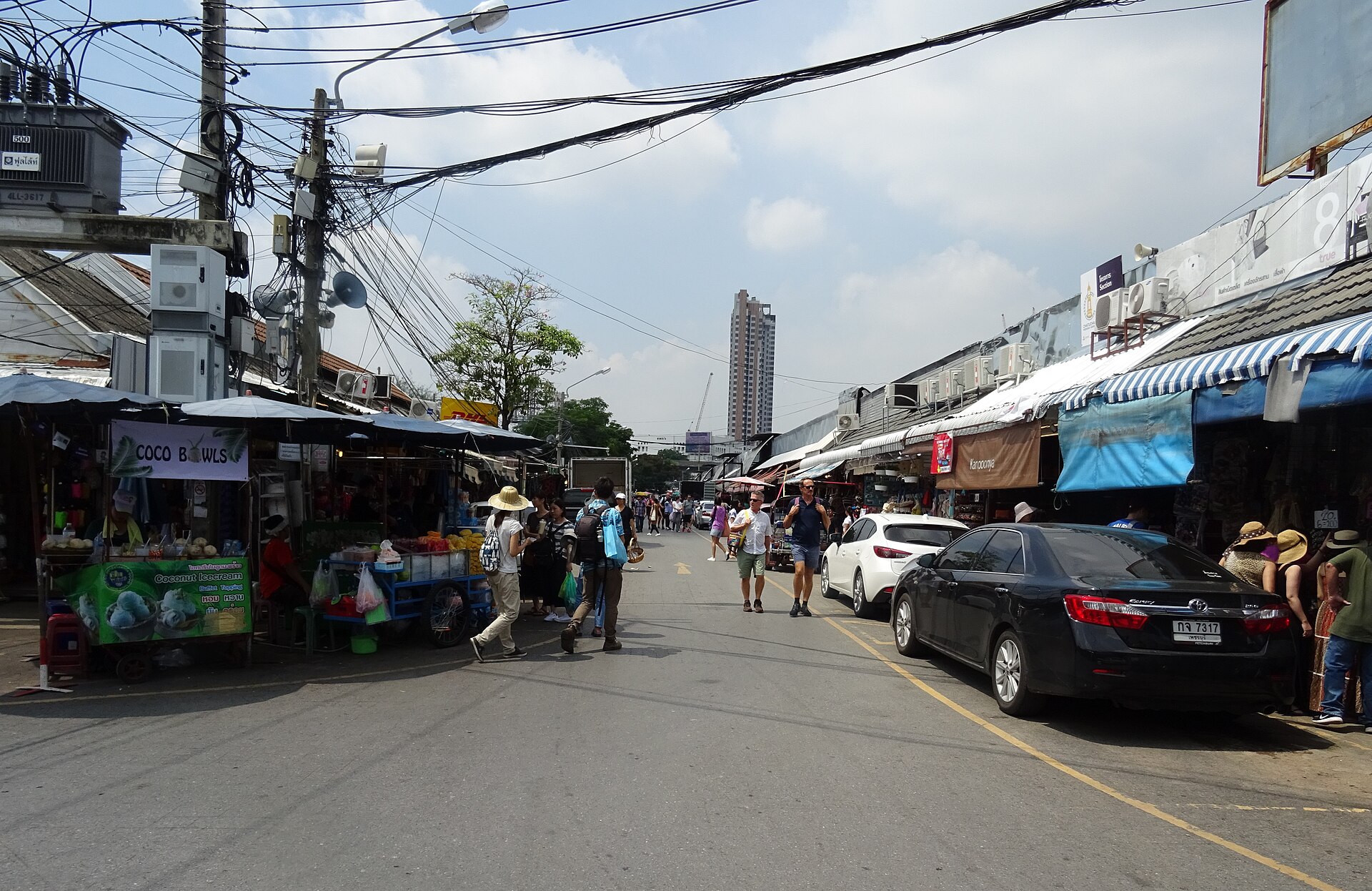 marché Chatuchak Bangkok allées