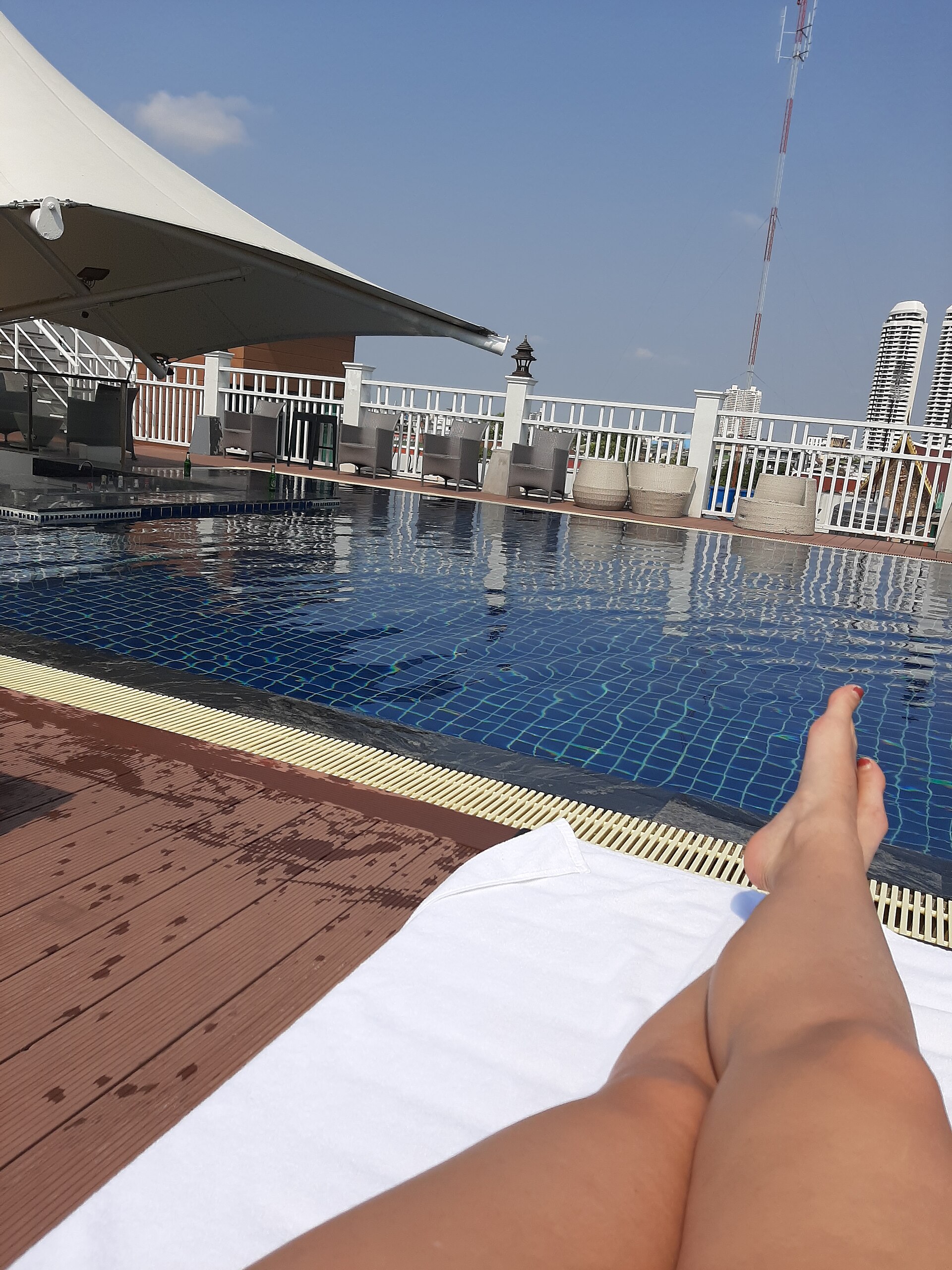 hôtel piscine sur le toit Bangkok