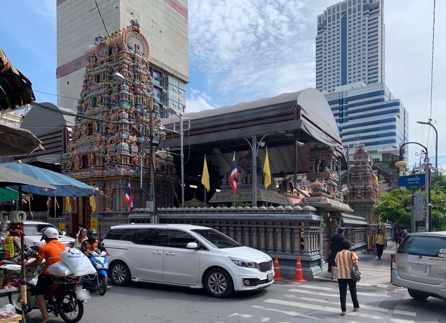 Silom Bangkok tours bureaux